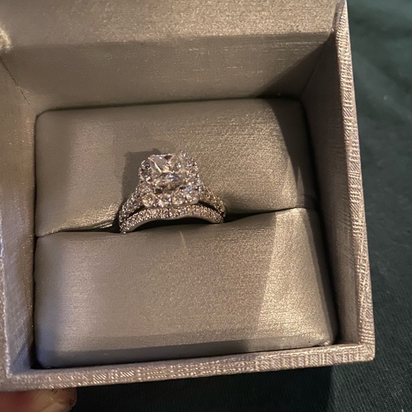 NEIL LANE engagement set. - Picture 2 of 7